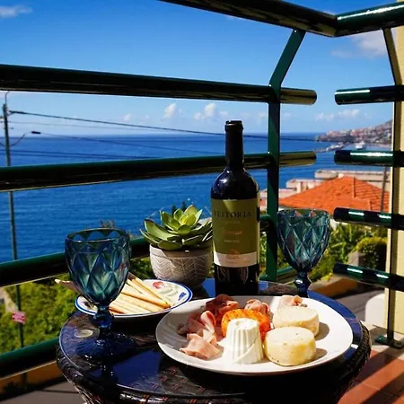 Frente Mar By Escape To Madeira Фуншал